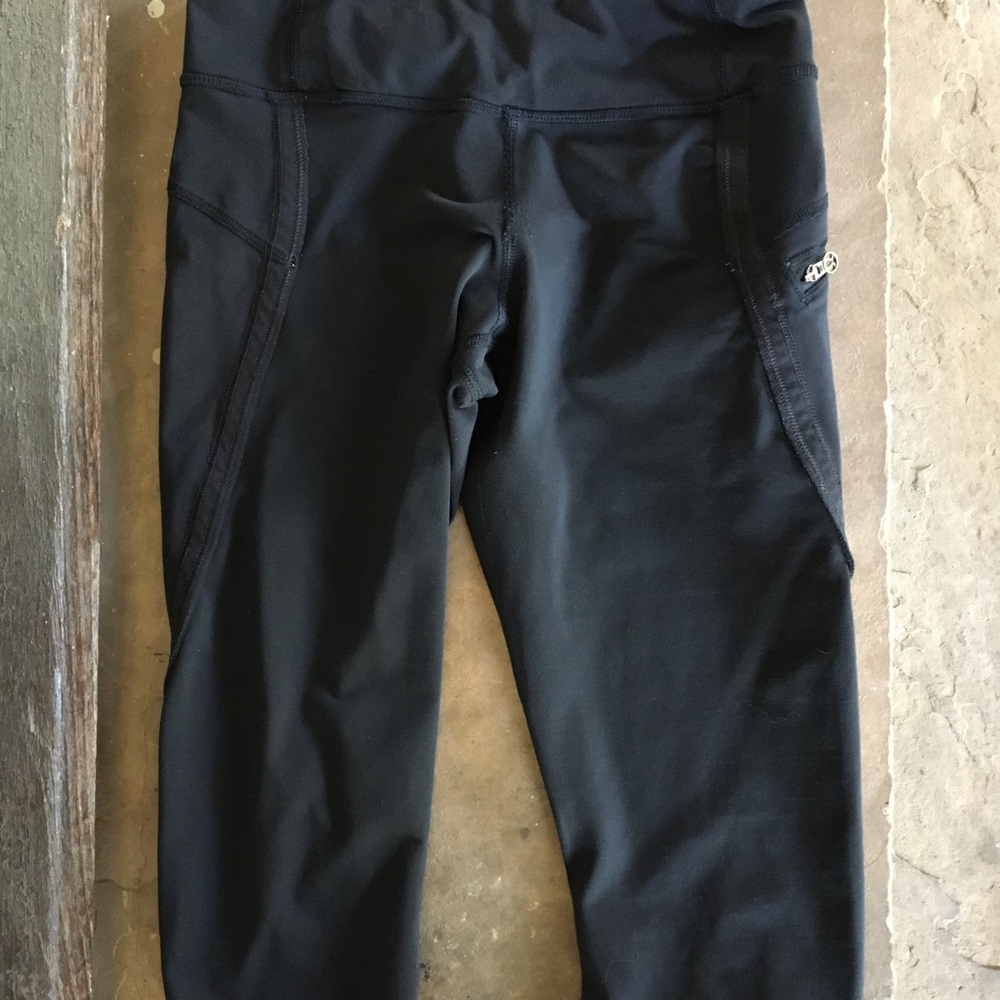 Lululemon crop pants